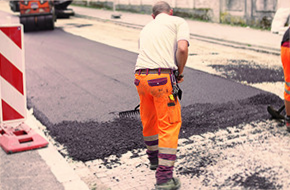 Asphalt Driveway Contractors in Toledo, OH Can Save You Money