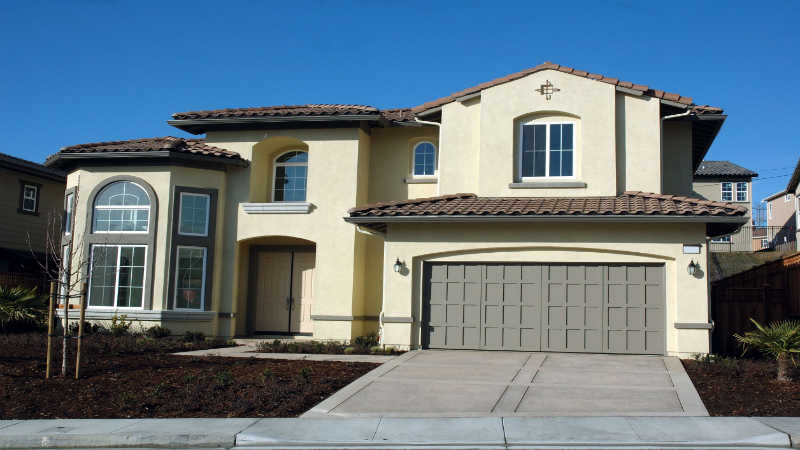 When Should You Replace Your Garage Door?