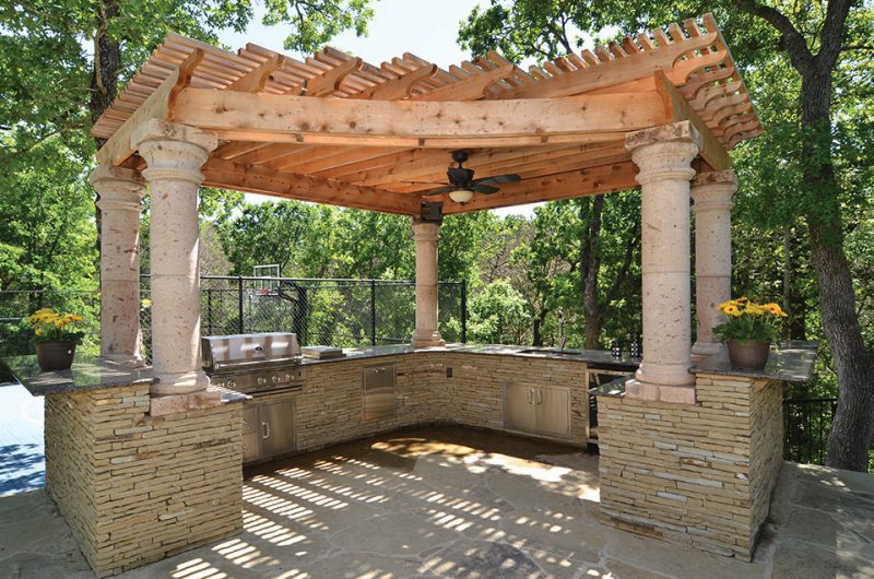 Enjoy Greater Privacy with Pergolas in Brookfield, WI